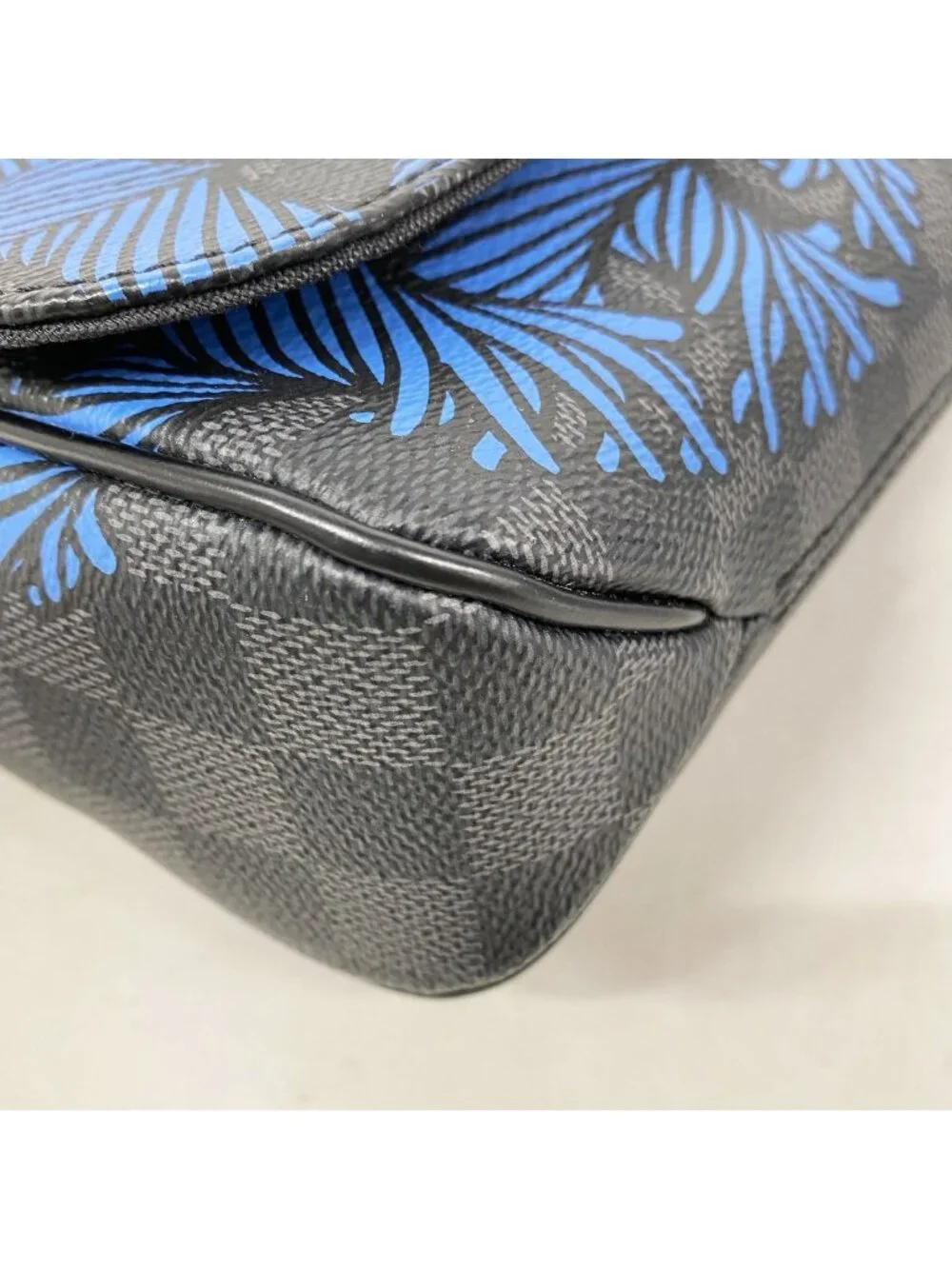 Louis Vuitton Shoulder Bag Damier Graphite District PM Black Blue